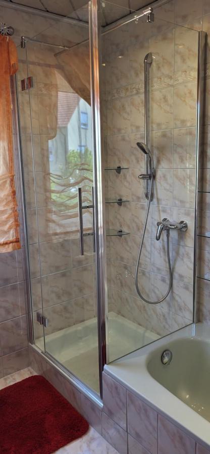Attraktive 3 Zimmer Wohnung In Ruhiger Lage Ansbach Buitenkant foto